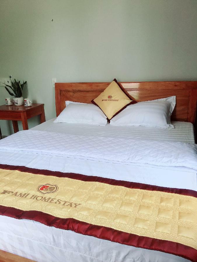 Fami Homestay Phong Nha Eksteriør billede