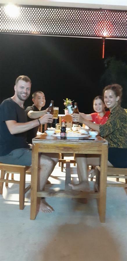 Fami Homestay Phong Nha Eksteriør billede